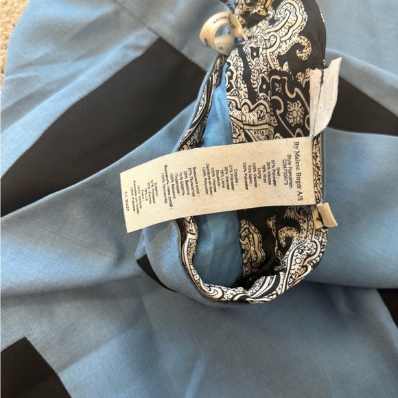 By Malene Birger size 40 (8-10) Blue and Black Pencil Skirt good condition - Picture 14 of 14